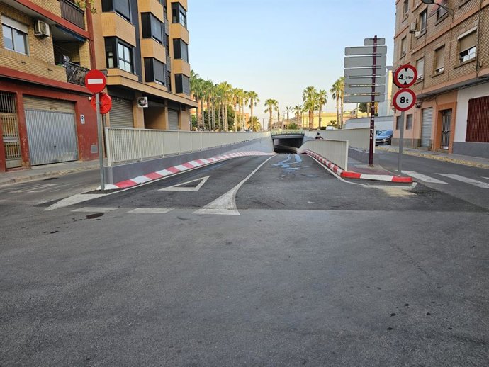 Túnel que liga Alfafar a Benetússer