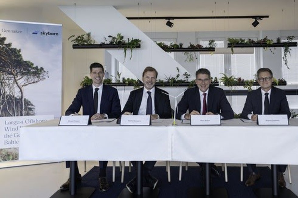 From the left: Michael Prutsch (Skyborn - Gennaker Project Director), Patrick Lammers (Skyborn - CEO), Marc Becker (Siemens Gamesa  Senior Vice President for Offshore) and Mogens Jakobsen (Siemens Gamesa  Head of Sales).