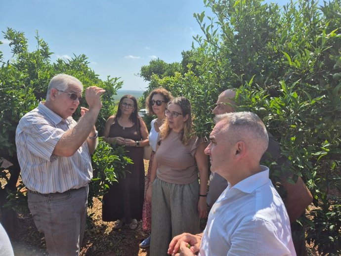 Visita del conseller d'Agricultura, Miguel Barrachina, a La Vilavella