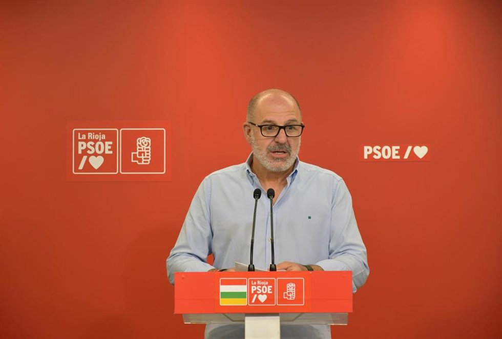 El diputado del PSOE, Miguel González de Legarra.