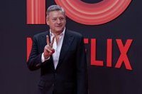 Ted Sarandos (Netflix) dice que la IA hará que las películas y series sean "mejore y más baratas"