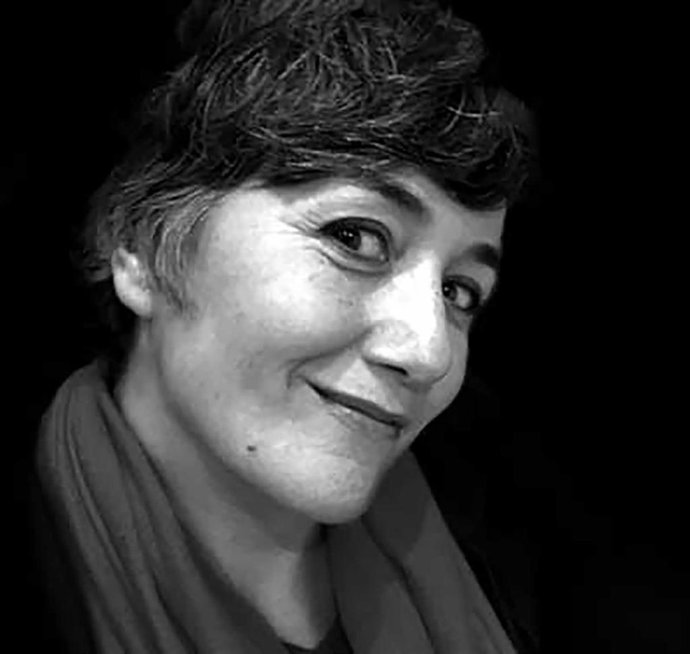 La ilustradora Noemí Villamuza, una de las prergoneras, junto con la árbitra Marta Huerta, de las Fiestas de San Antolín de Palencia