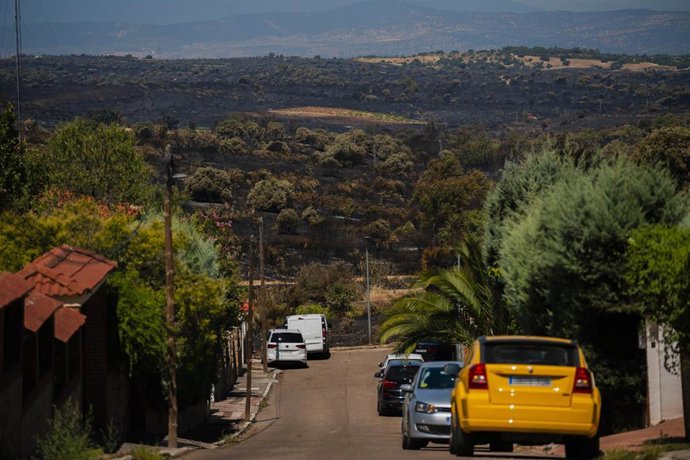 Vista general de la urbanización Calypo Fado, afectada por el incendio forestal originado en Méntrida.