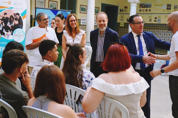 La Escuela de Segunda Oportunidad de Arrabal-AID para el retorno educativo logra graduar en Secundaria a 28 jóvenes y suma nuevas acciones a través de ‘Enredad@s’, con el apoyo de la Fundación ”la Caixa”