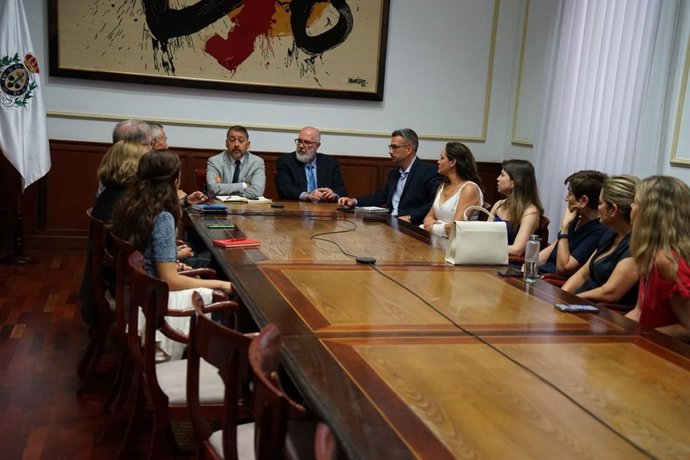 Reunión en el Ayuntamiento de Santa Cruz de Tenerife para abordar la construcción de la Ciudad de la Justicia