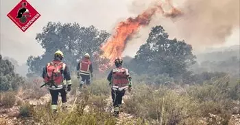 El incendio de Ibi (Alicante) se ha originado en la comunidad religiosa Cenáculo e investigan las causas