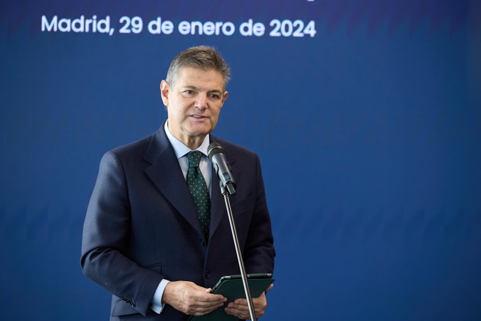 El exministro de Justicia Rafael Catalá interviene durante el acto de presentación de la campaña 'Que nadie robe tu tranquilidad', en la sede de Legálitas, a 29 de enero de 2024, en Madrid (España).