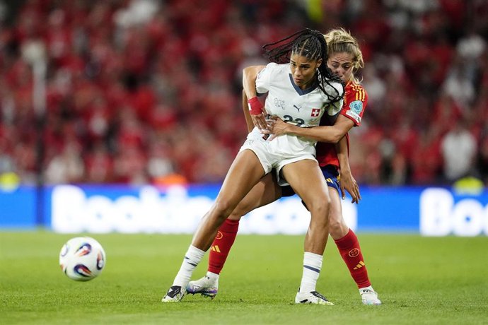 Laia Aleixandri, Sydney Schertenleib, España - Suiza, Eurocopa 2025