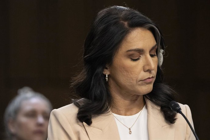Archivo - 25 de março de 2025, Washington, Distrito de Columbia, EUA: Tulsi Gabbard, Diretora de Inteligência Nacional (DNI) comparece à audiência do Comitê Seleto de Inteligência do Senado dos EUA para examinar as ameaças mundiais no Hart Senate Office B
