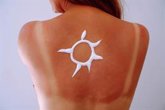 Foto: ¿Por qué unas personas se broncean y otras se queman? 5 cosas que no sabes de la exposición solar