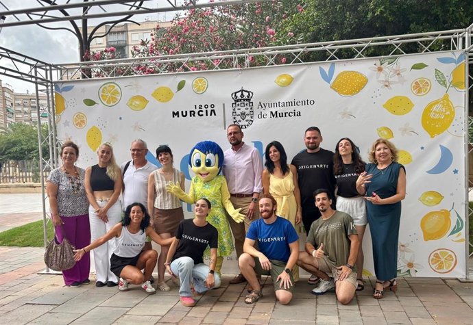 Presentación de 'Noches en Familia', que llega a La Fama, El Carmen y El Palmar con talleres, espectáculos y actividades medioambientales