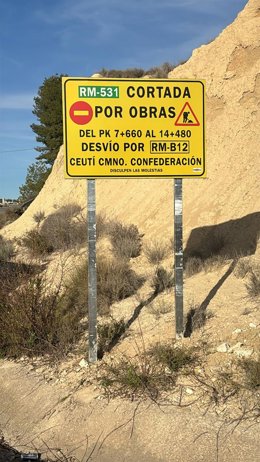 Imágenes de la carretera RM-531 que une Alguazas con Campos del Río en el tramo que enlaza con el Arco Noroeste