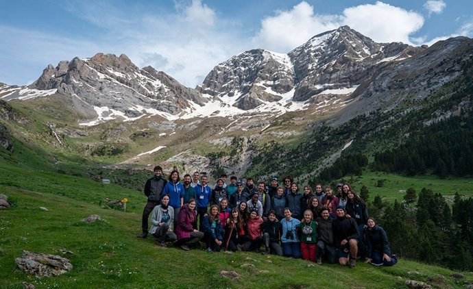 Estudiantes y profesores, en los pirineos franceses.