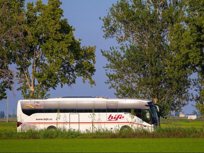 Aumentan las expediciones de cuatro líneas de autobús en Terres de l'Ebre (Tarragona)