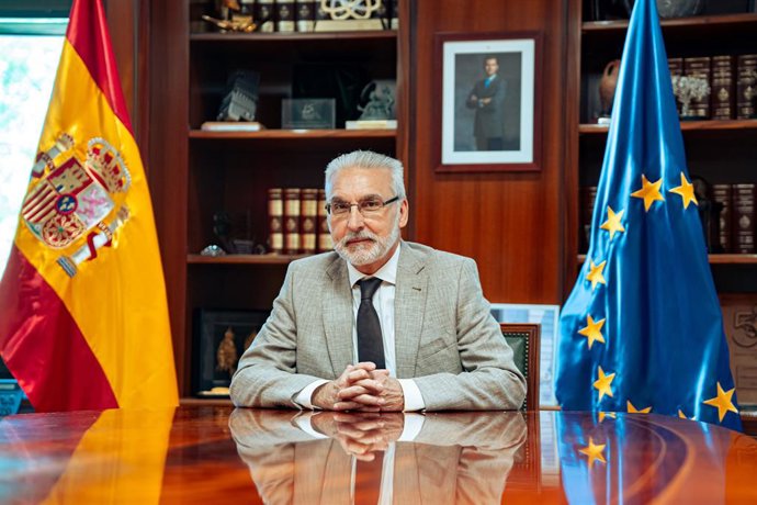 El presidente del Consejo de Seguridad Nuclear (CSN), Juan Carlos Lentijo, posa para Europa Press, a 8 de julio de 2025, en Madrid (España). Tras 28 años desempeñando diversos puestos en el CSN, Juan Carlos Lentijo se incorporó en 2012 al Organismo Intern