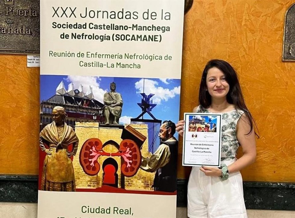 El servicio de Nefrología de hospital Guadalajara es premiado por Socamane por mejorar el cuidado de pacientes renales.