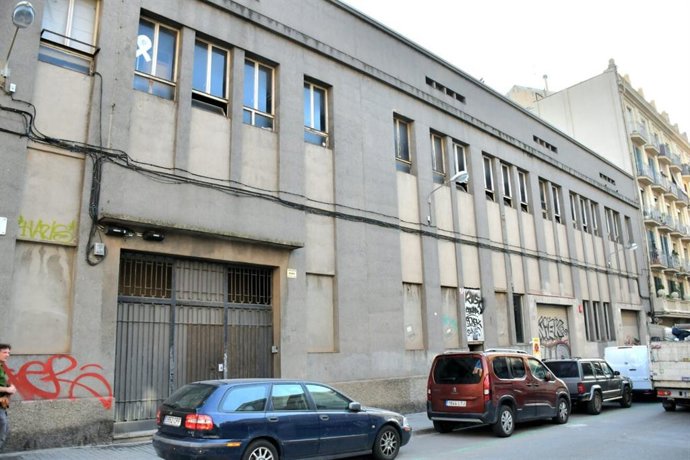 Finca 7-29 del carrer Blesa, a Poble-sec (Barcelona)