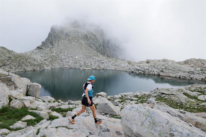 El deportista David López Castán en el Collado de La Plana.