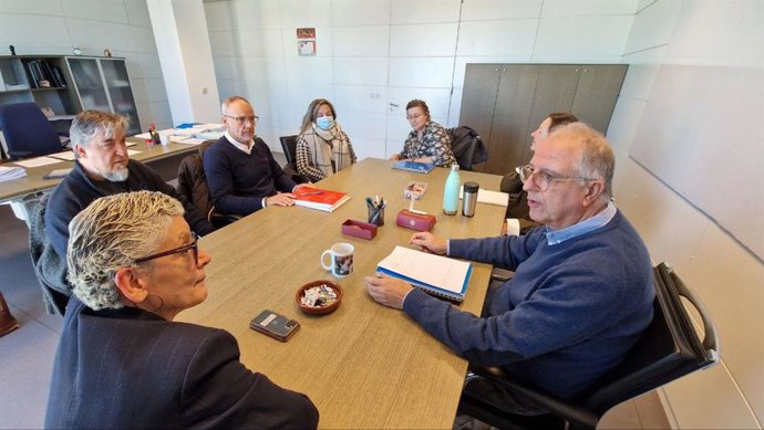 Una de las primeras reuniones de trabajo del Pacto por la Salud Mental.