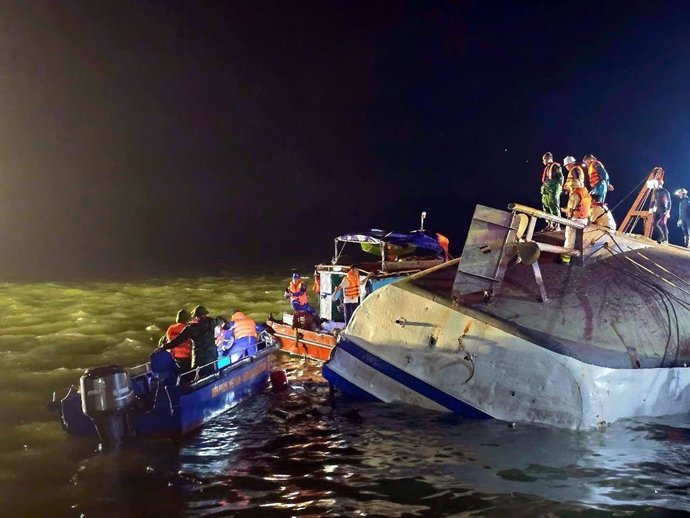 HANOI, July 20, 2025  -- Rescuers work at the capsizing site of a cruise ship in Ha Long Bay, northern Vietnam's Quang Ninh province, July 20, 2025. The death toll has risen to 37 after a cruise ship capsized in Ha Long Bay, northern Vietnam's Quang Ninh 