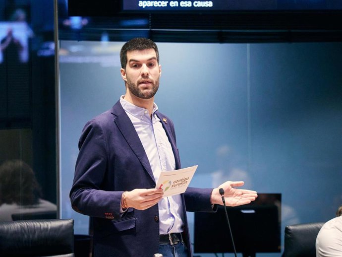 El portavoz de Contigo-Zurekin en el Parlamento de Navarra, Carlos Guzmán.