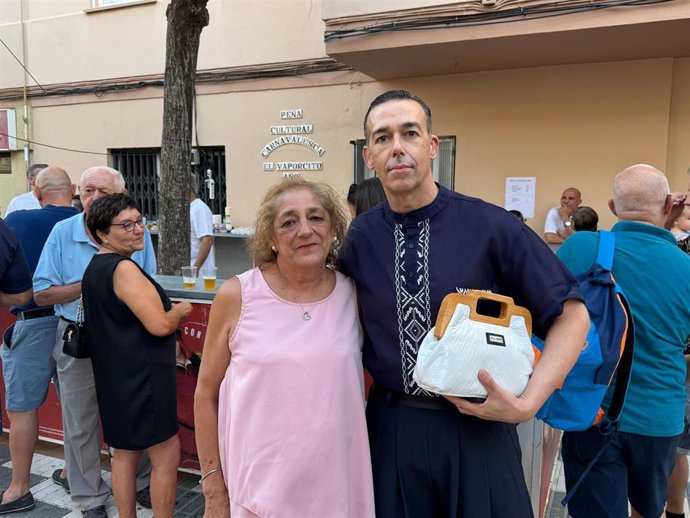 David Calleja con la Peña El Vaporcito en la celebración de la XXI edición de La Vaporada