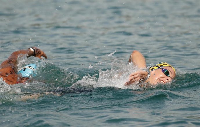 Archivo - La nadadora española María de Valdés, campeona nacional de aguas abiertas