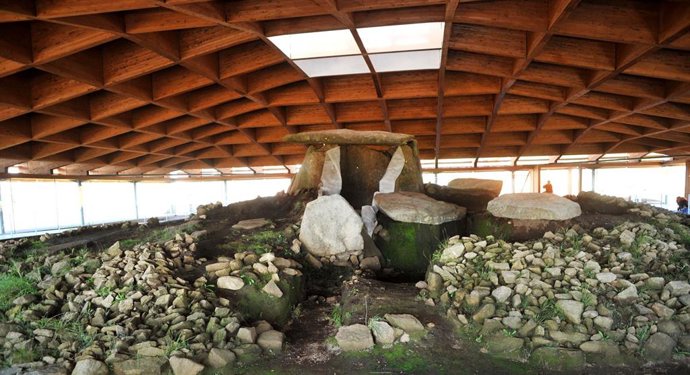 Archivo - Dolmen de Dombate, situado en Cabana de Bergantiños (A Coruña)