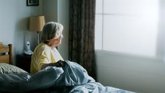Foto: ¿Insomnio y depresión? La inflamación podría ser la clave en adultos mayores (triplica el riesgo)