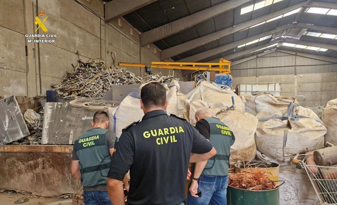 Material intervingut en l'operació