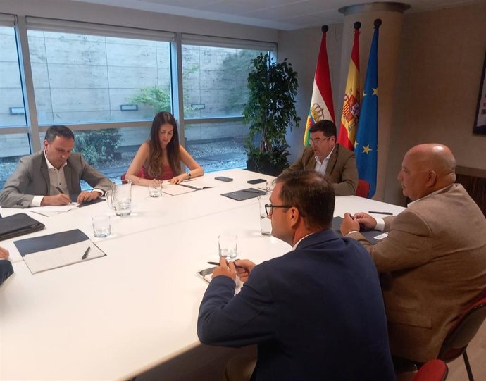 La Rioja trabaja en la Ley de Simplificación Administrativa con medidas "ágiles y efectivas" para ayudar a las empresas