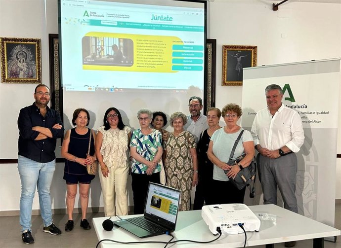 Presentación en Mairena del Alcor de la web 'Júntate'