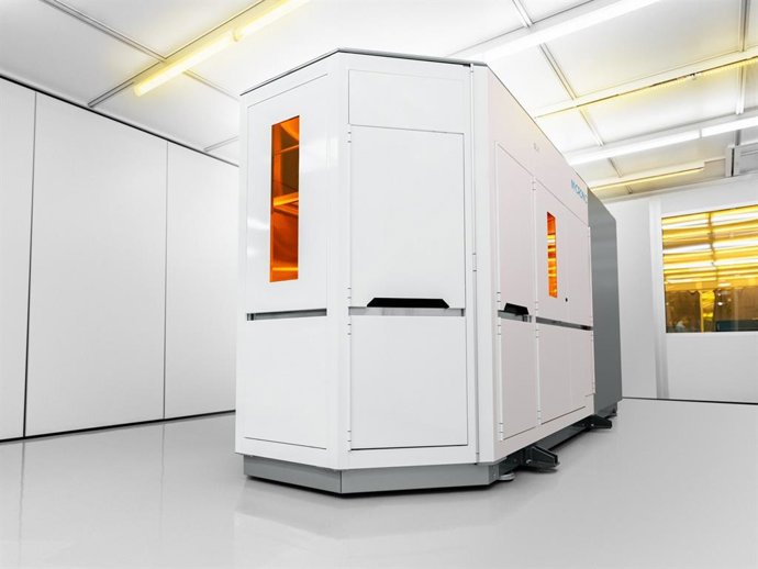 The SLX1 Photomask Laser Writing System from Mycronic AB