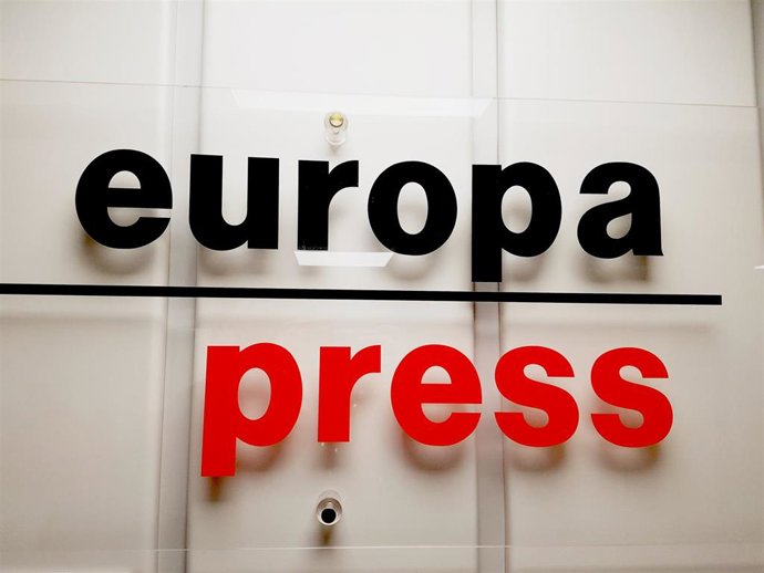 Archivo - Logo de Europa Press de su sede central en Madrid