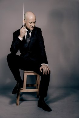 El director de orquesta, Guillermo García Calvo