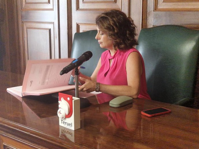 La alcaldesa de Teruel, Emma Buj.