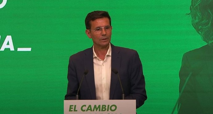 El portavoz del PSOE-A, Francisco Cuenca, en rueda de prensa en la sede regional del PSOE-A en Sevilla.