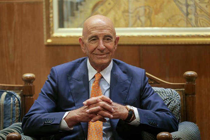 El embajador de Estados Unidos en Turquía y enviado especial para Siria, Thomas Barrack, durante una visita a la capital de Líbano, Beirut (archivo)