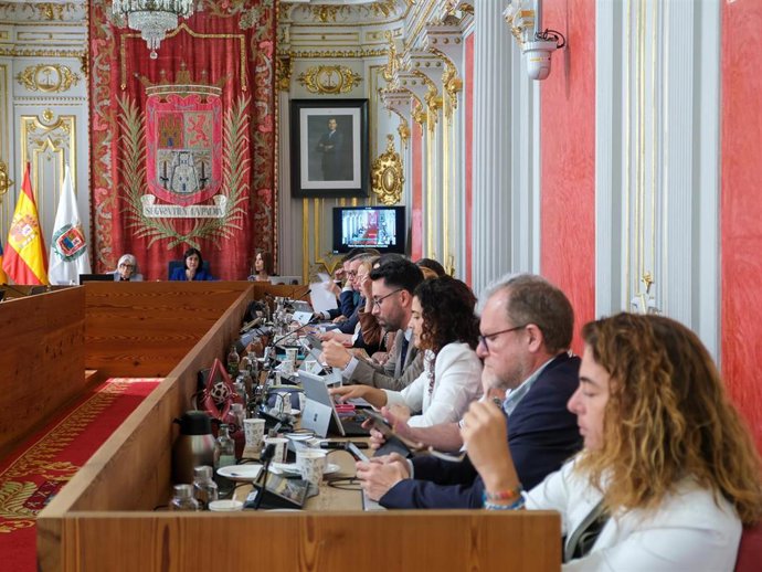 Archivo - Pleno del Ayuntamiento de Las Palmas de Gran Canaria