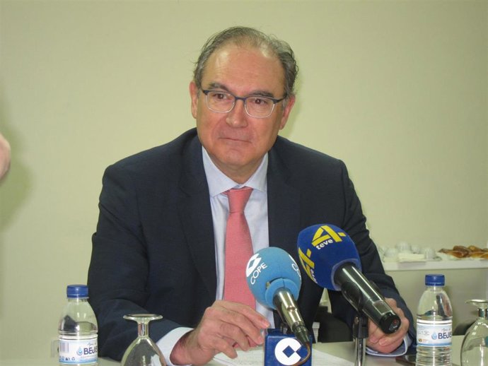 Archivo - Vicente Nomdedeu, presidente de Azteca y de Ascer