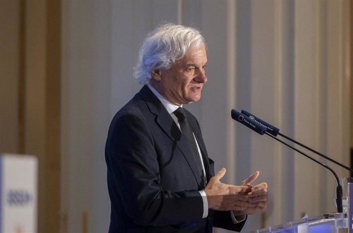 Archivo - El presidente de CEIM, Miguel Garrido de la Cierva. 