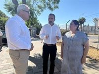 El PSOE dice que "la sanidad pública malagueña está en coma inducido por la entrega de Moreno a la privada"