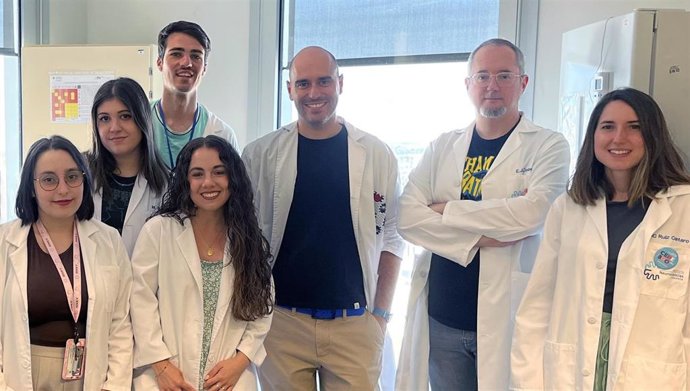 Participantes en el estudio con ratones para mejorar la eficacia de los analgésicos opioides tras una cirugía