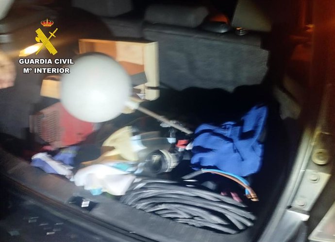 Guardia Civil desmantela un grupo delictivo que robaba en casas de campo de Mula
