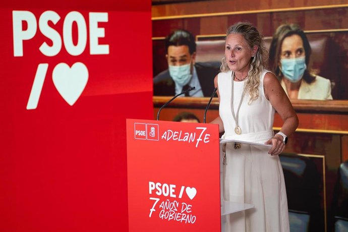 La portavoz del PSOE, Montse Mínguez.