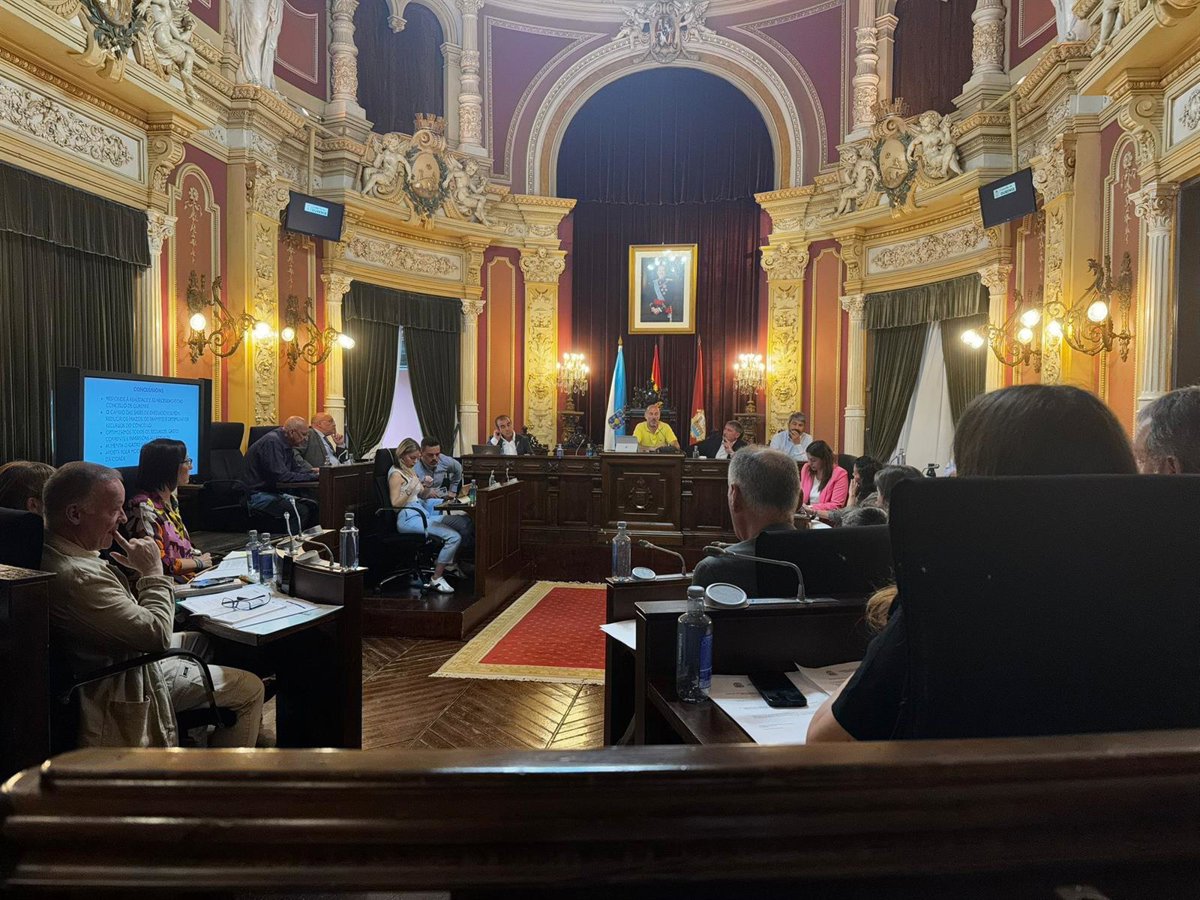 Ourense aprueba sus primeros presupuestos en cinco años gracias a la abstención del PP