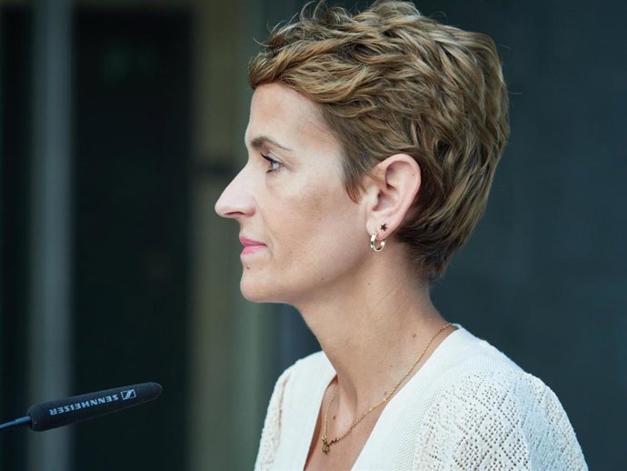 Archivo - La secretaria general del PSN y presidenta del Gobierno de Navarra, María Chivite.