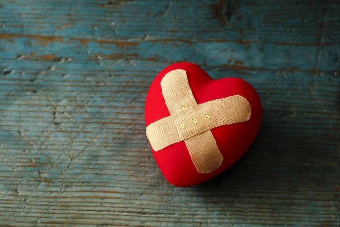 Archivo - CORAZÓN ENFERMO, CORAZÓN HERIDO