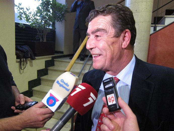 Archivo - Emilio Calatayud en imagen de archivo