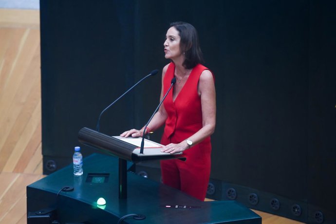 La portavoz del PSOE en el Ayuntamiento, Reyes Maroto, durante un pleno del Ayuntamiento de Madrid, en el Palacio de Cibeles, a 24 de junio de 2025, en Madrid (España).
